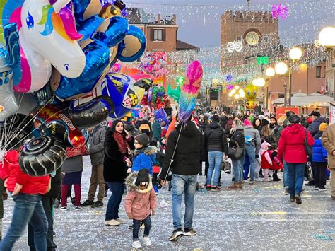 Il Sol y Luna Festival: Un concerto indimenticabile con il carisma di Sofia Reyes!