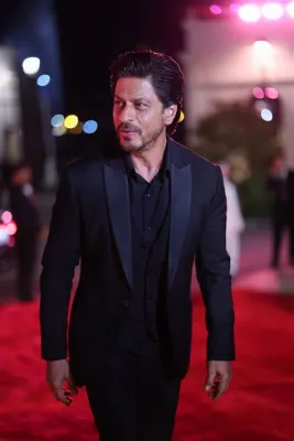 Stardust Rendezvous: An Intimate Evening with Superstar Shah Rukh Khan!